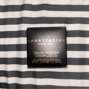 Anastasia Beverly Hills Brow Freeze Styling Wax